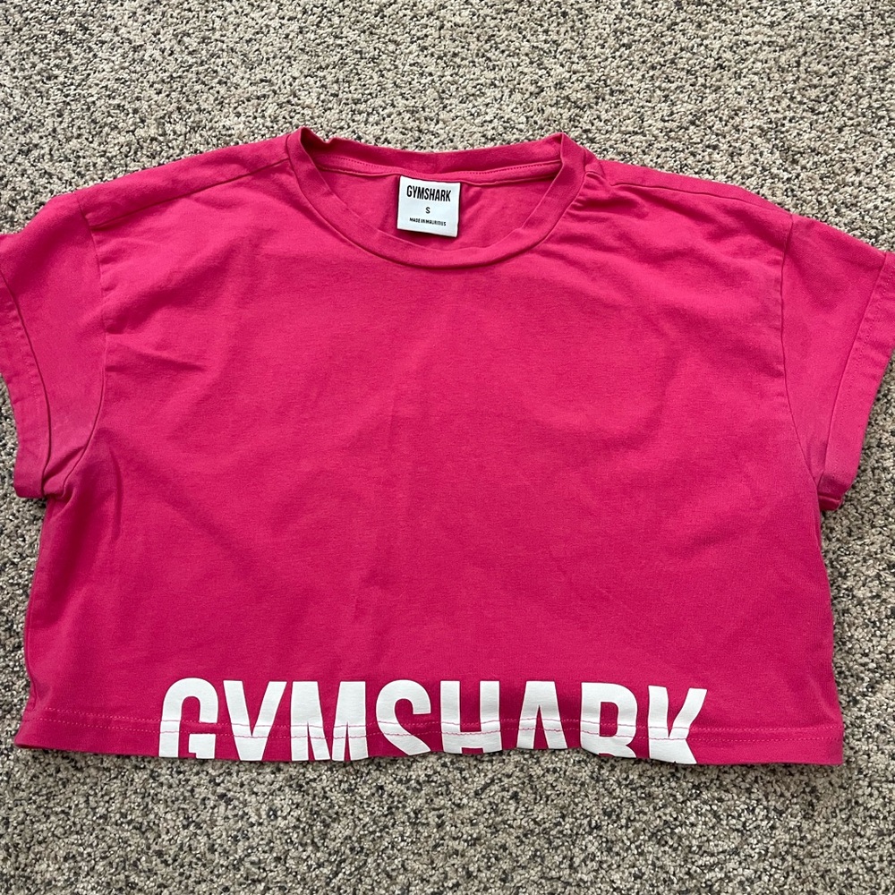 Gymshark Women's Bright Pink Crop Top